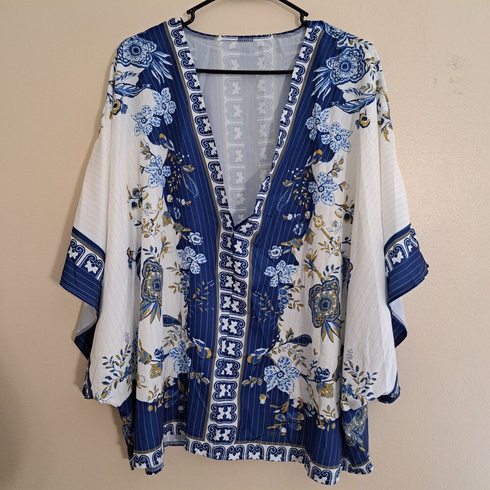 Shein Curve Women's Top size 3XL Blue Flower Popover Lightweight Blouse